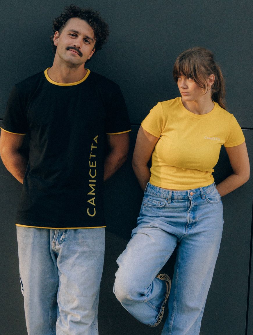 Koszulka crop-top z logo firmy